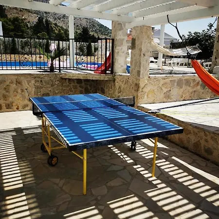 Bosna Near Dubrovnik Very Beautiful Entirely Privatized Swimming Pool, Jacuzzi, Sauna, Billiard, Ping-pong *