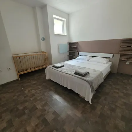 Bosna Near Dubrovnik Very Beautiful Entirely Privatized Swimming Pool, Jacuzzi, Sauna, Billiard, Ping-pong Willa Ivanica