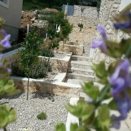 Bosna Near Dubrovnik Very Beautiful Entirely Privatized Swimming Pool, Jacuzzi, Sauna, Billiard, Ping-pong Willa *